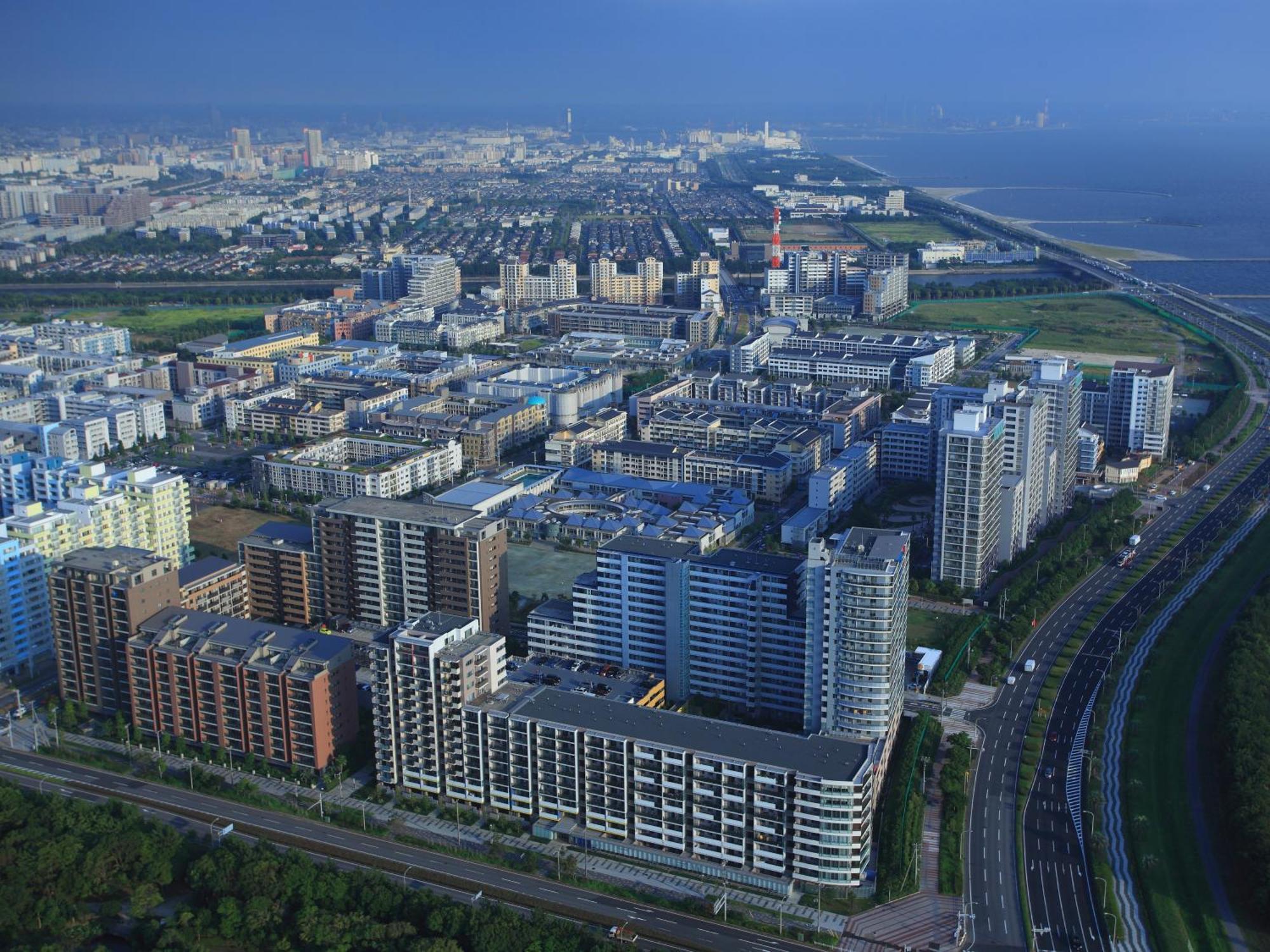 Apa Hotel & Resort Tokyo Bay Makuhari Chiba Exterior foto