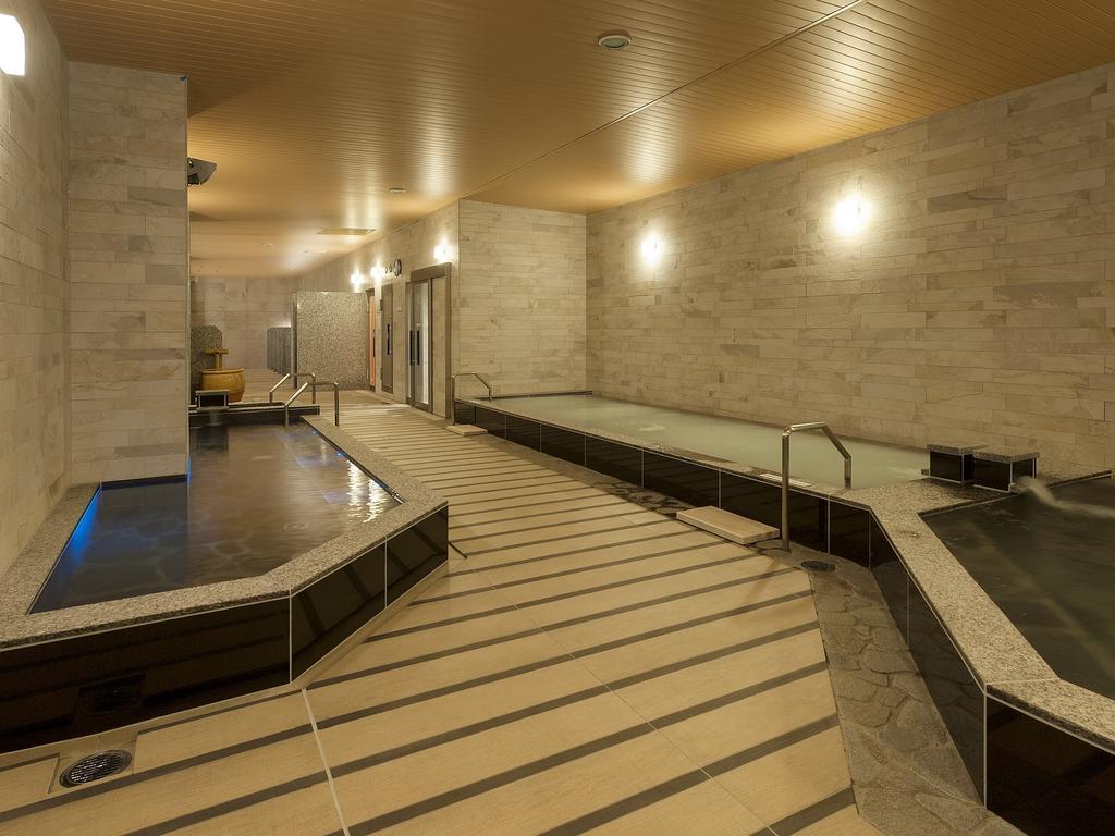 Apa Hotel & Resort Tokyo Bay Makuhari Chiba Exterior foto