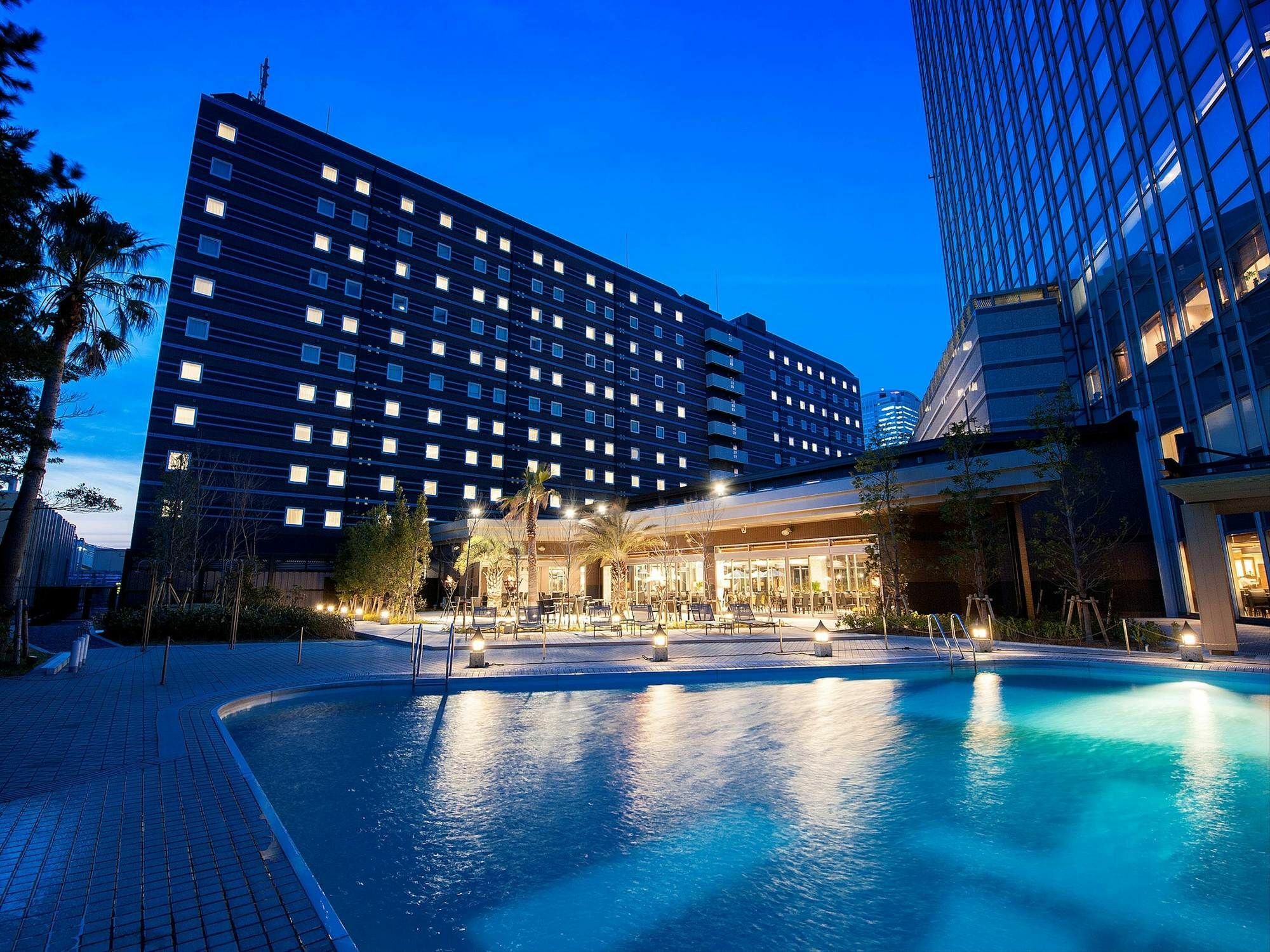 Apa Hotel & Resort Tokyo Bay Makuhari Chiba Exterior foto